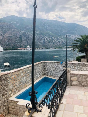 Luxury Waterfront Villa with Private Pool and Private Beach for 12 People